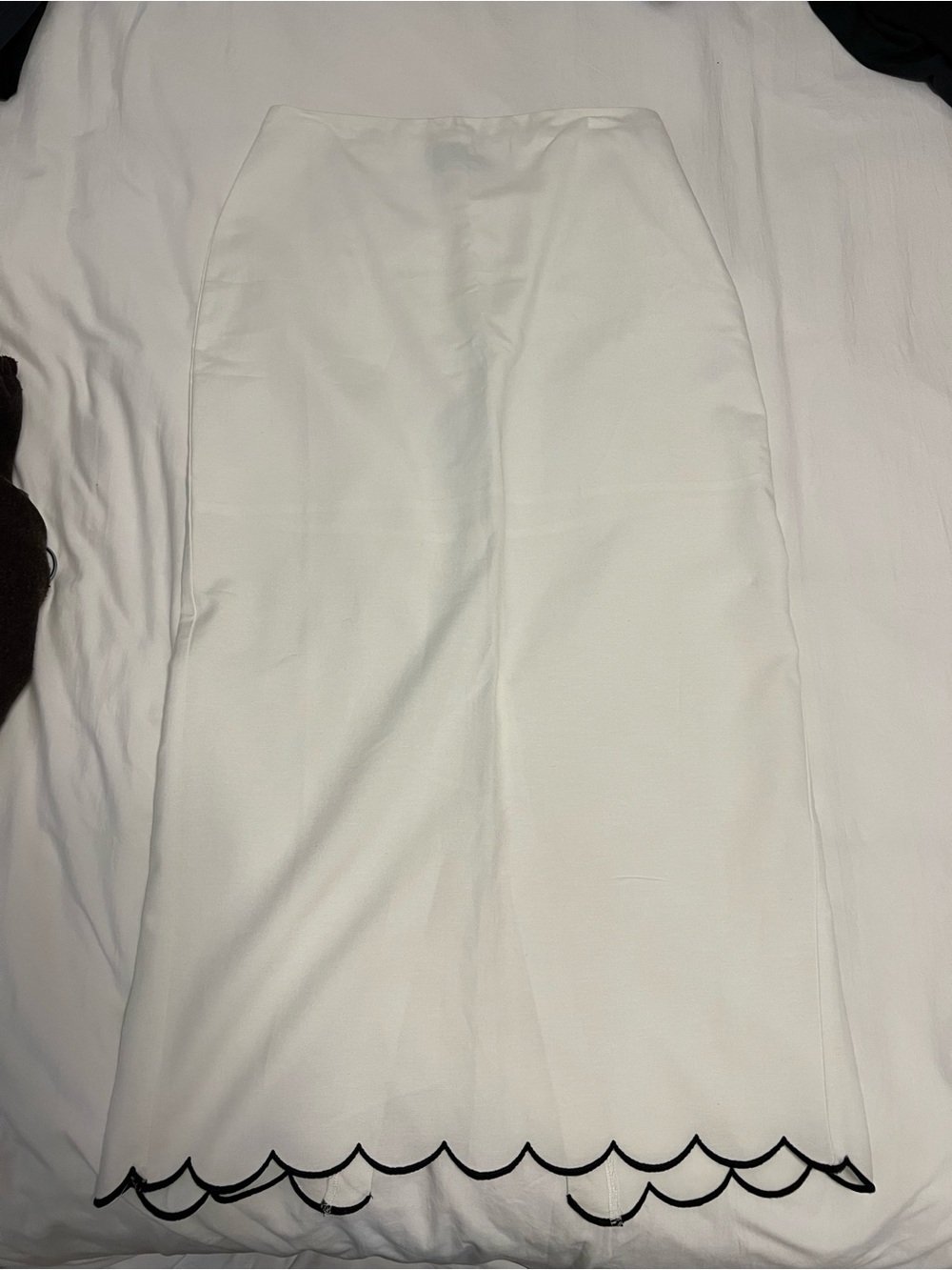 Vici White Scallop Hem Midi Skirt - Picture 9 of 14